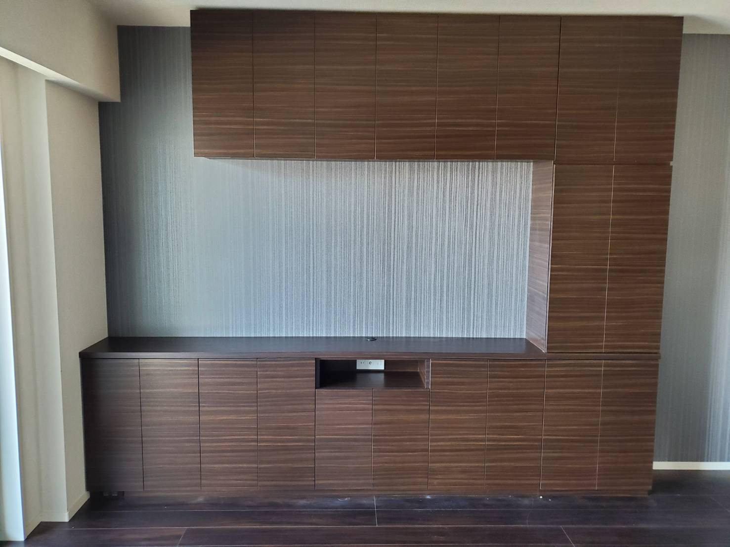 理想をカタチに フルオーダーの壁面収納 名古屋のオーダー家具は伊藤タンス店